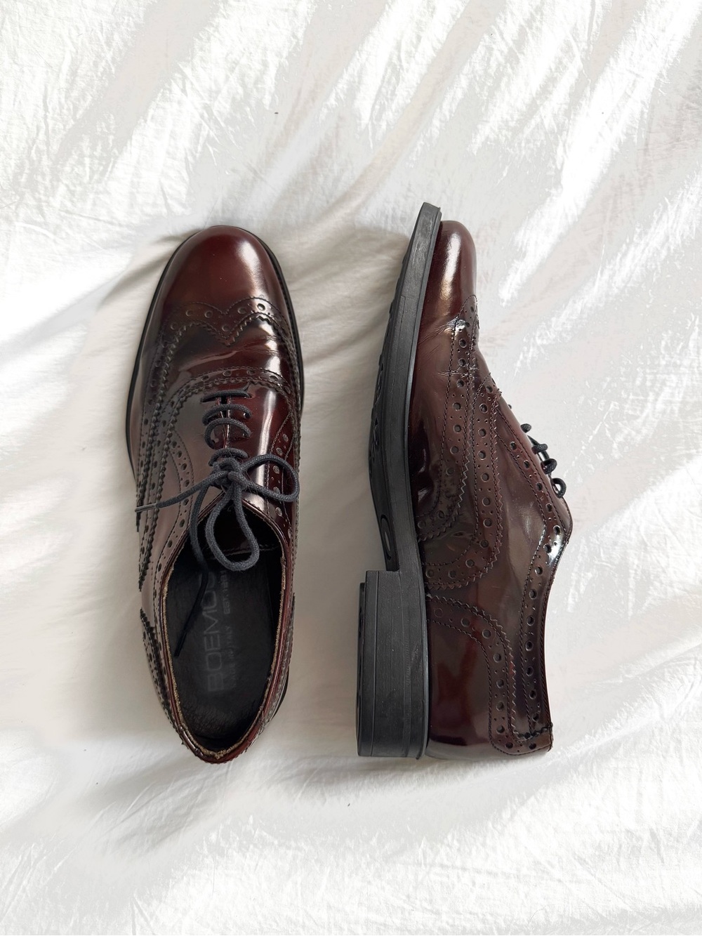 Woman’s Boemos Burgundy Brogue Oxfords Size 38/8 - Picture 6 of 9